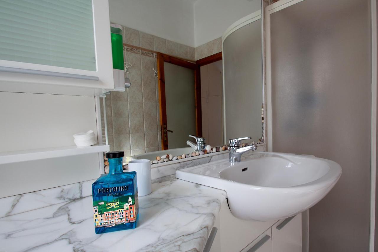 La Casa Di Ele, Parcheggio Privato Gratuito Apartment La Spezia Ngoại thất bức ảnh
