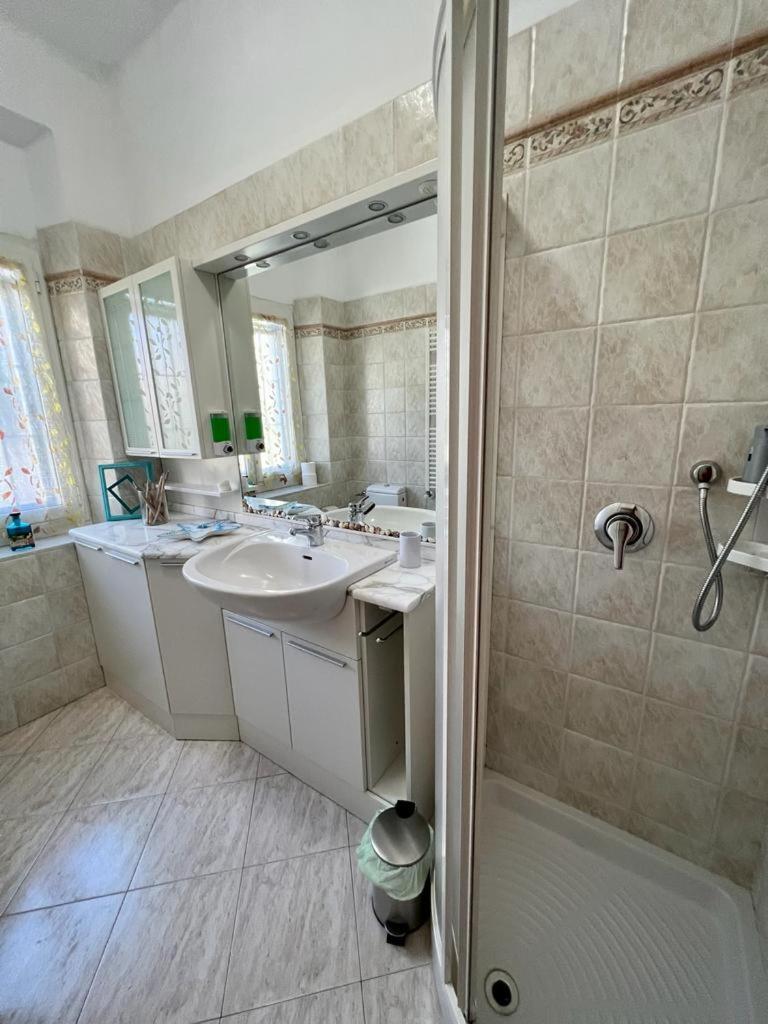La Casa Di Ele, Parcheggio Privato Gratuito Apartment La Spezia Ngoại thất bức ảnh